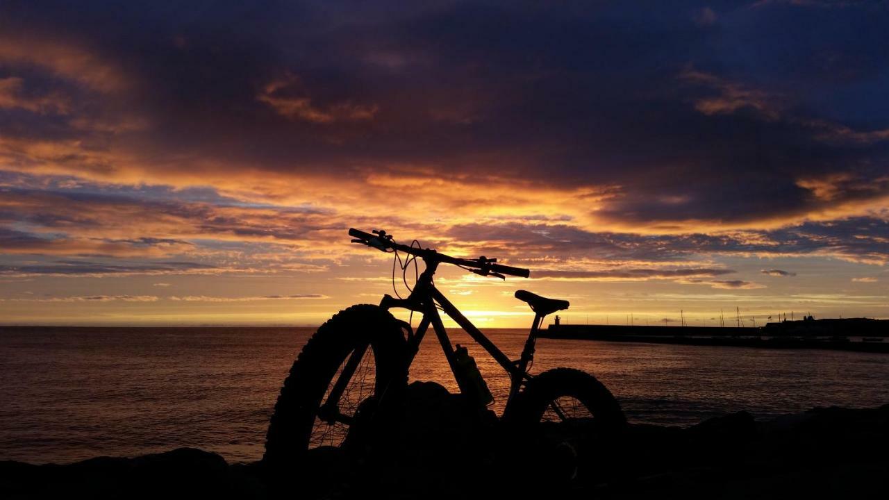 Hilltop Seaview Apartment Wicklow Esterno foto